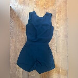 New (tags on) navy Club Monaco romper - size 0.